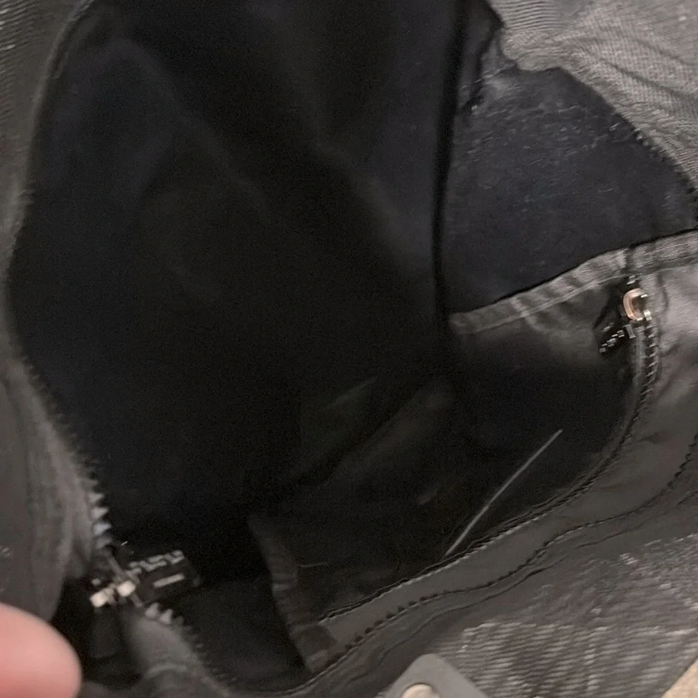 [Bao Bao] Issey Miyake Metallic PVC Geometric Black Mesh Zip-Close Shoulder Tote - Picture 11 of 16